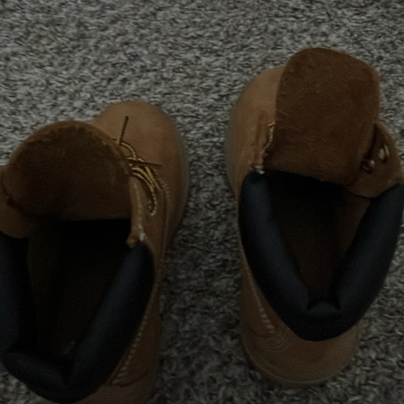 Timberland Boots - Picture 2 of 4
